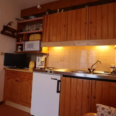 T2 Cosy Avec Terrasse A Areches Pour 4 Pers, Proche Pistes Et Navette - Fr-1-342-213