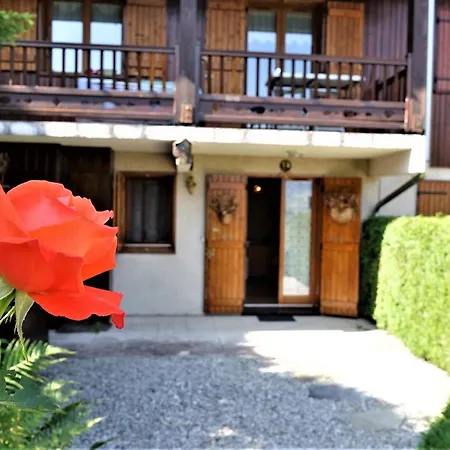 T2 Cosy Avec Terrasse A Areches Pour 4 Pers, Proche Pistes Et Navette - Fr-1-342-213 *